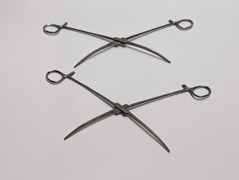 4 pcs. Assorted Forceps JARIT 105-196 CODMAN 32-4121 (USED).