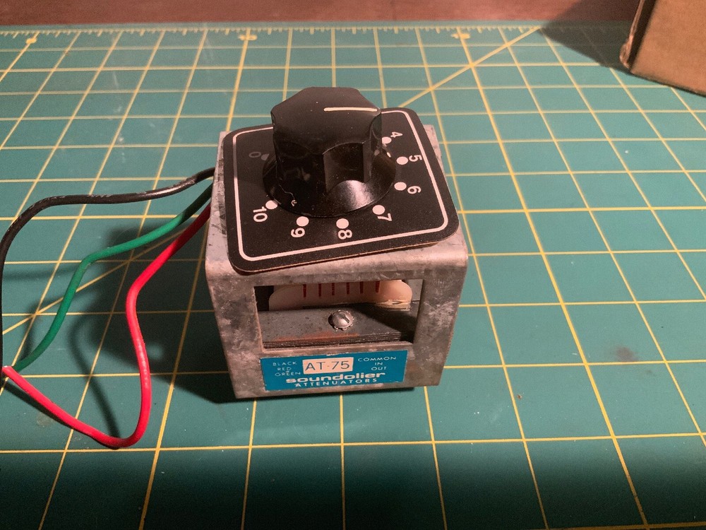 Soundoiier Attenuators AT-75 Electronicis Sound System