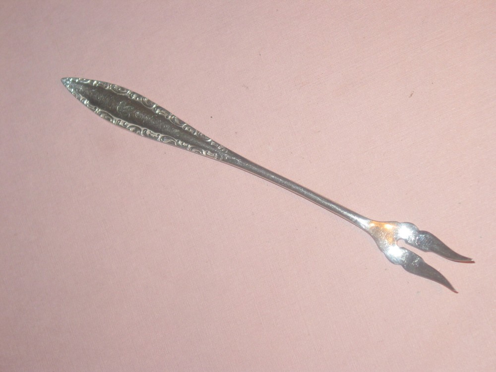 SAVOY ~ 1847 Rogers ~ Cocktail Fork ~ Silver Plate ~ Initials B & E