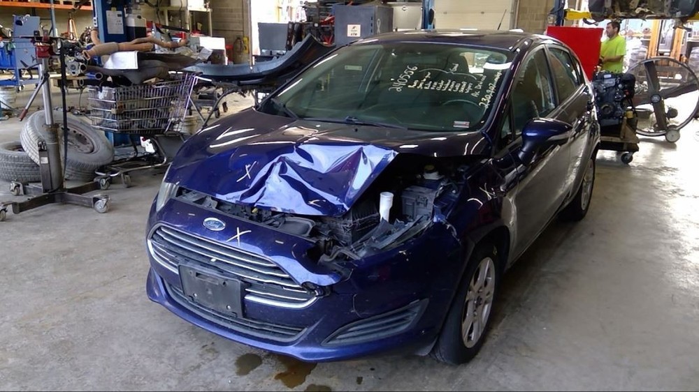 FIESTA 2016 Transmission Shift 664090