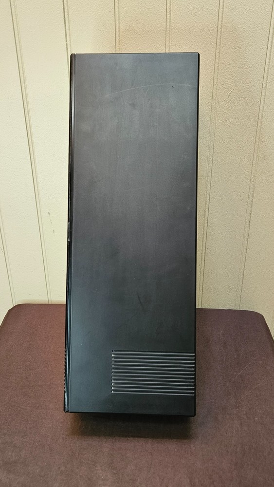 Laserline 24 CD Storage Case Compact Disc Lock And Eject w/Drop-down Door