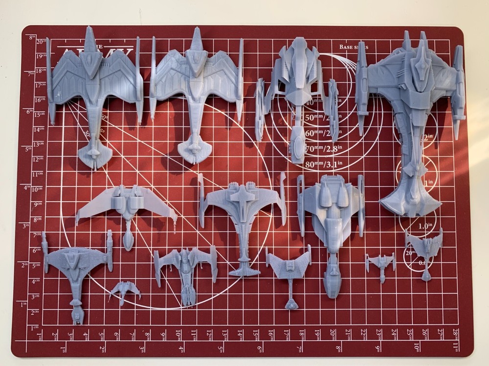 Klingon D7 class miniature