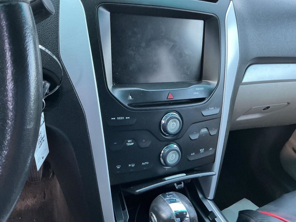 EXPLORER 2014 Glove Box 4922231