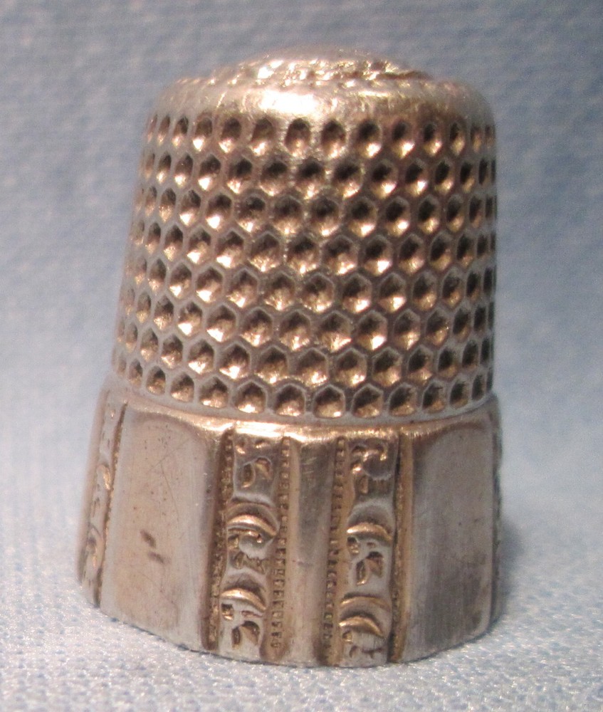 Antique Sterling Silver Paneled Sewing THIMBLE