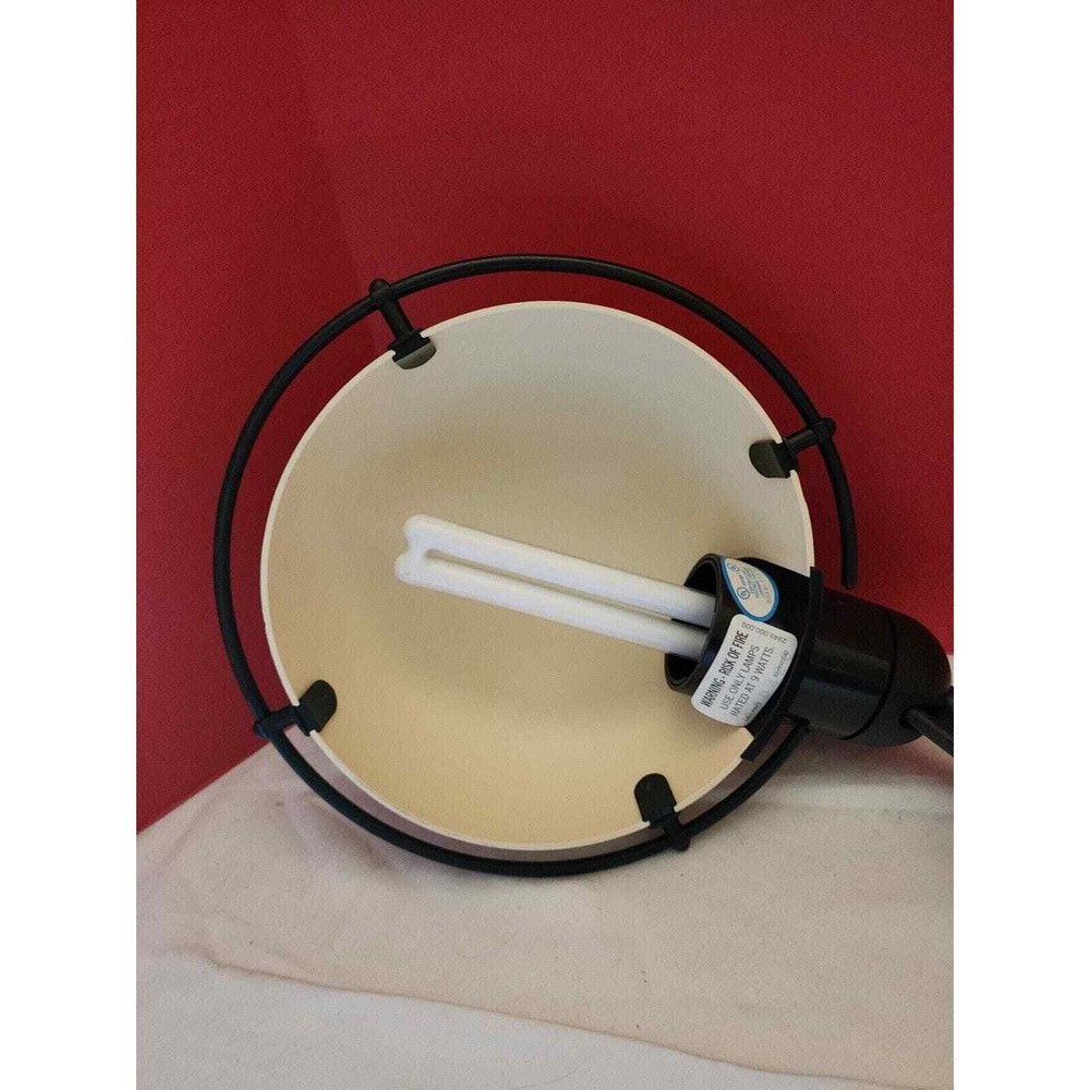 Postmodern Deta!ls D Lyra Desk Table Lamp