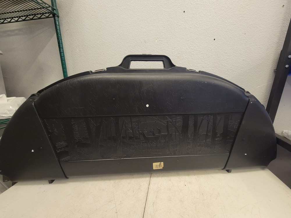 Bear Alaskan Bow Olive 70 lb - W/ Case & Gear