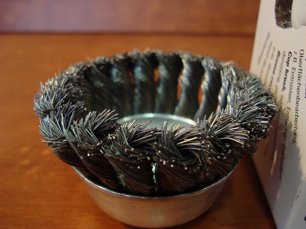 Cup wire brush 65mm topfburste