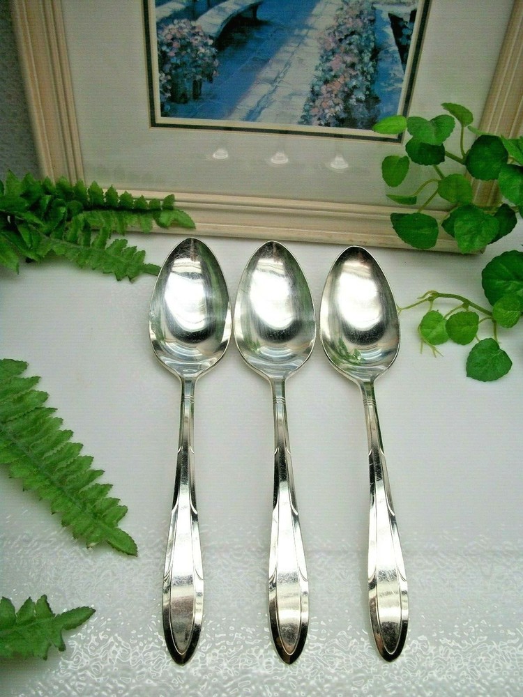 3  Oneida Silver Nobilty Plate  REVERIE  Silverplate Solid Serving Spoons   1937