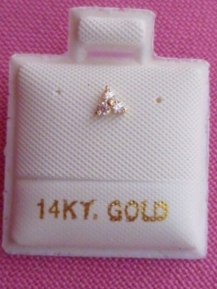 14k Yellow gold Nose stud Three zircon