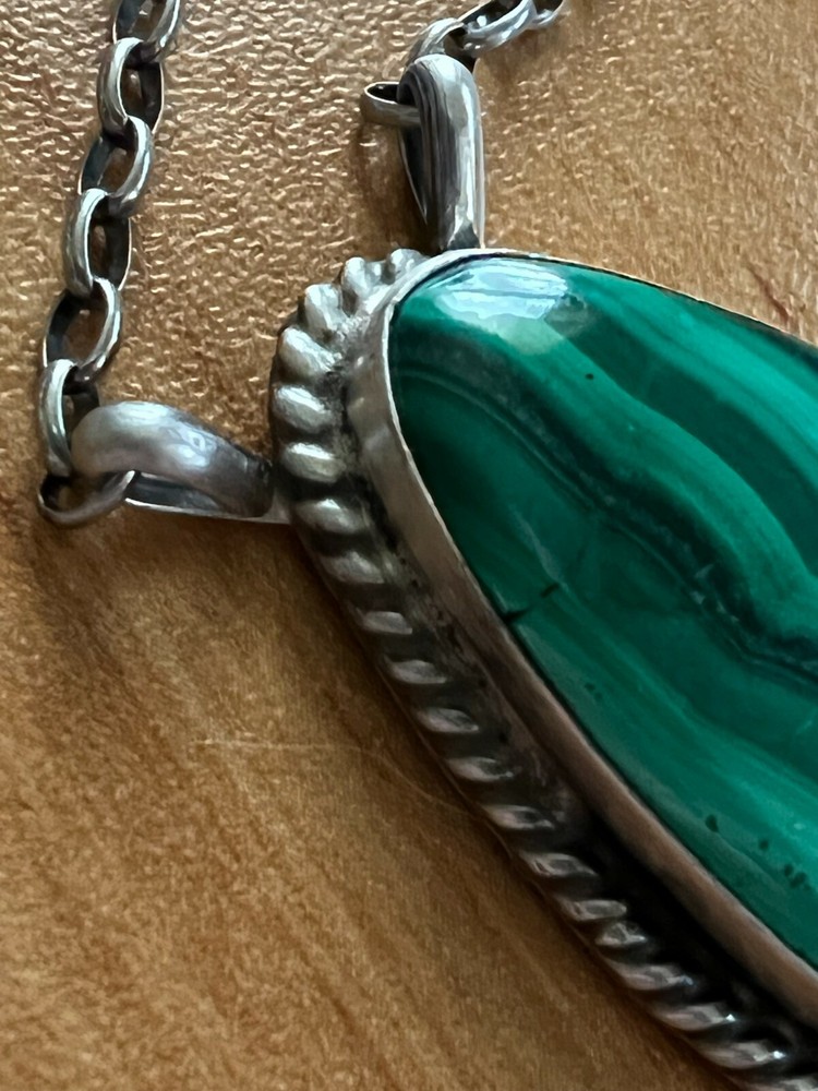 MALACHITE ~ STERLING SILVER ~ NECKLACE (18")