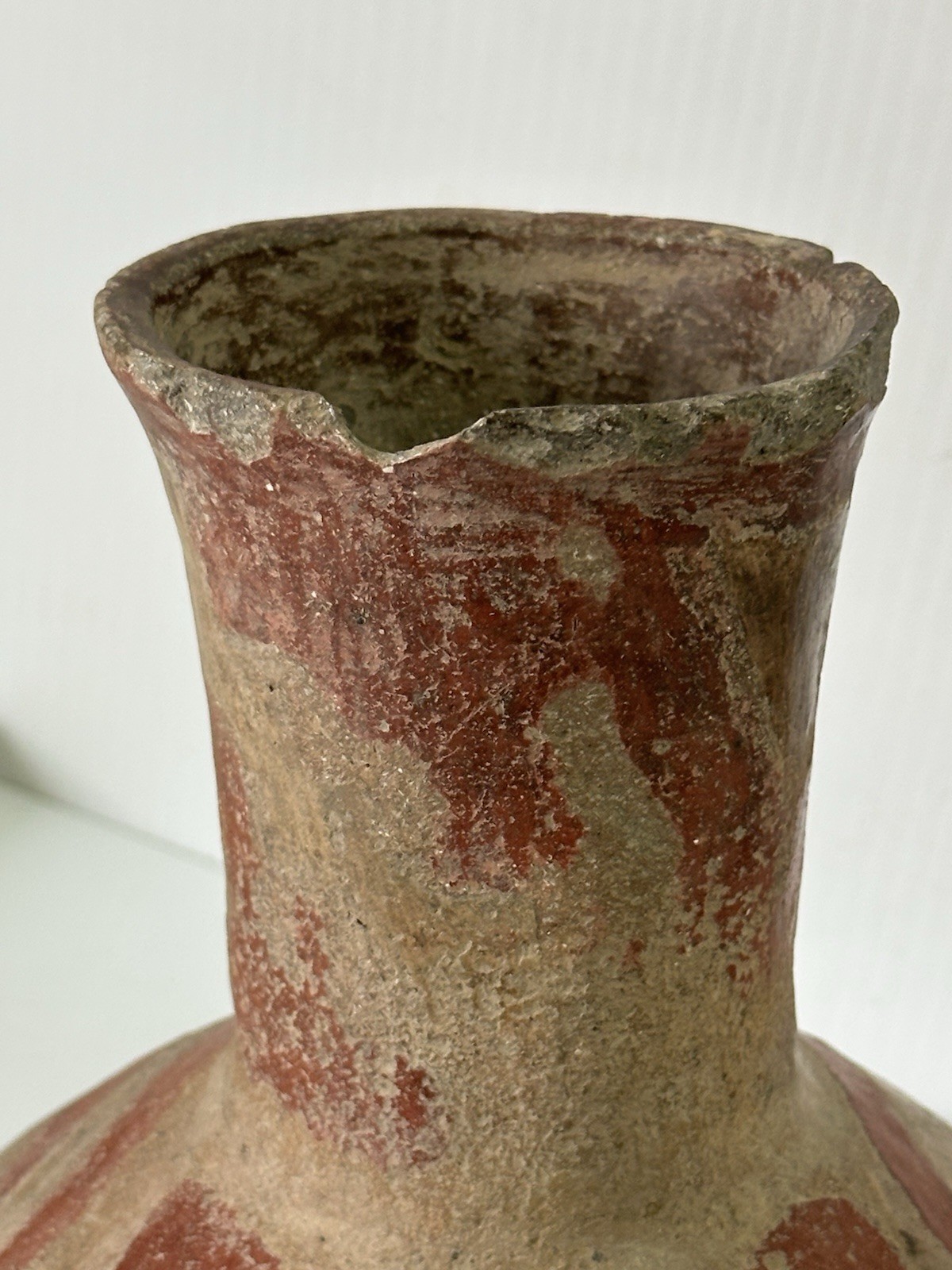 FLAWLESS AUTHENTIC RED & WHITE CROSSKNO SWIRL POTTERY WATER BOTTLE FROM ARKANSAS