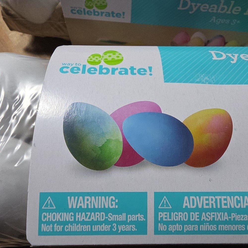 2 Dozen Easter Dyeable Plastic Eggs & Liquid Dye Packets Farmhouse Paper Mache