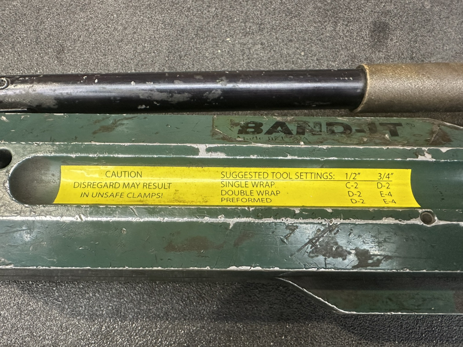 BAND-IT UL4000 ULTRA-LOK CORDED TOOL STRAPPING BANDING MACHINE HOSE CLAMPING