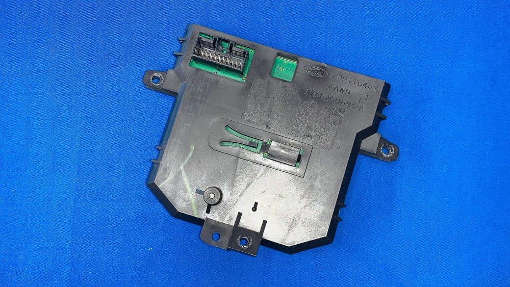 OEM 97-02 Ford Expedition / Navigator Overhead Display Compass Computer 2 Button