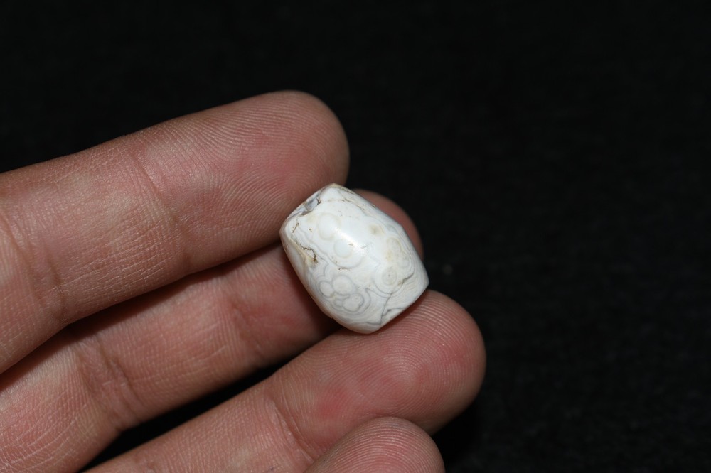 Authentic Ancient Central Asian Greco Bactrian Agate Stone Bead with Patina