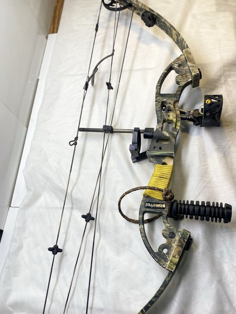 Renegade TR4 70# 29" RH Compound Bow