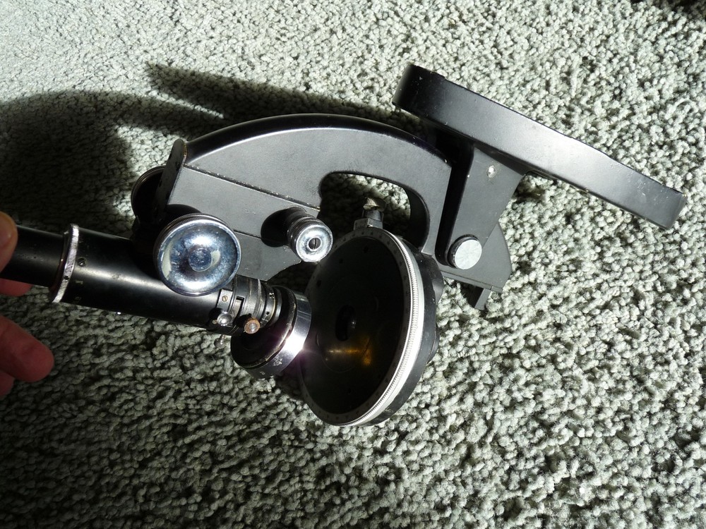 COOKE TROUGHTON SIMMS MICROSCOPE WITH CASE 14-890