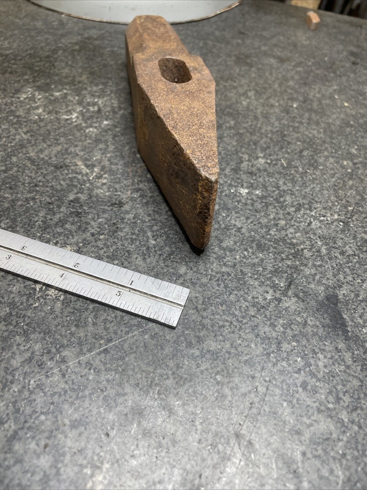 Blacksmiths handled cold chisel 4 Lbs. 4 Oz. from Kenneth Lynch collection MOB