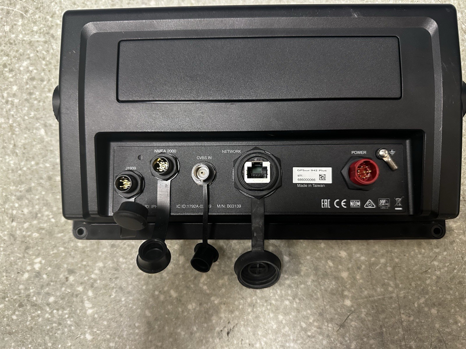 Garmin Marine GPSMAP 942 Plus Chartplotter GPS Display P#010-02321-01