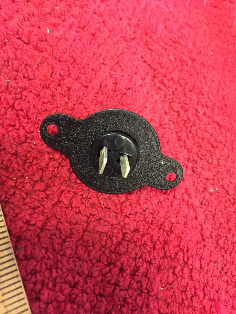 P-302FP CINCH JONES FLAT MOUNT 2 PIN PLUG