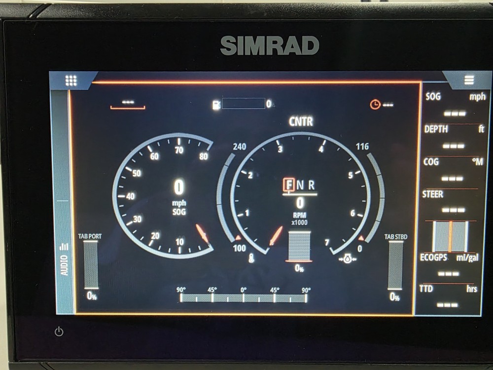 Simrad GO9 XSE Chartplotter / Fishfinder – Complete Kit w/ HS Skimmer M/H.