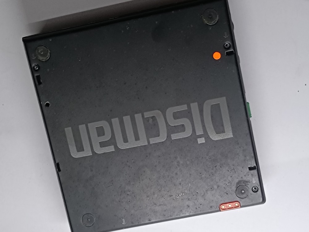 Sony D 50 MK II CD Player Not tested / with case Untested