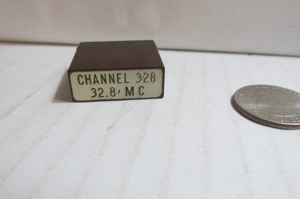 Channel 328-32.8 MC Western Electric Crystal Holder