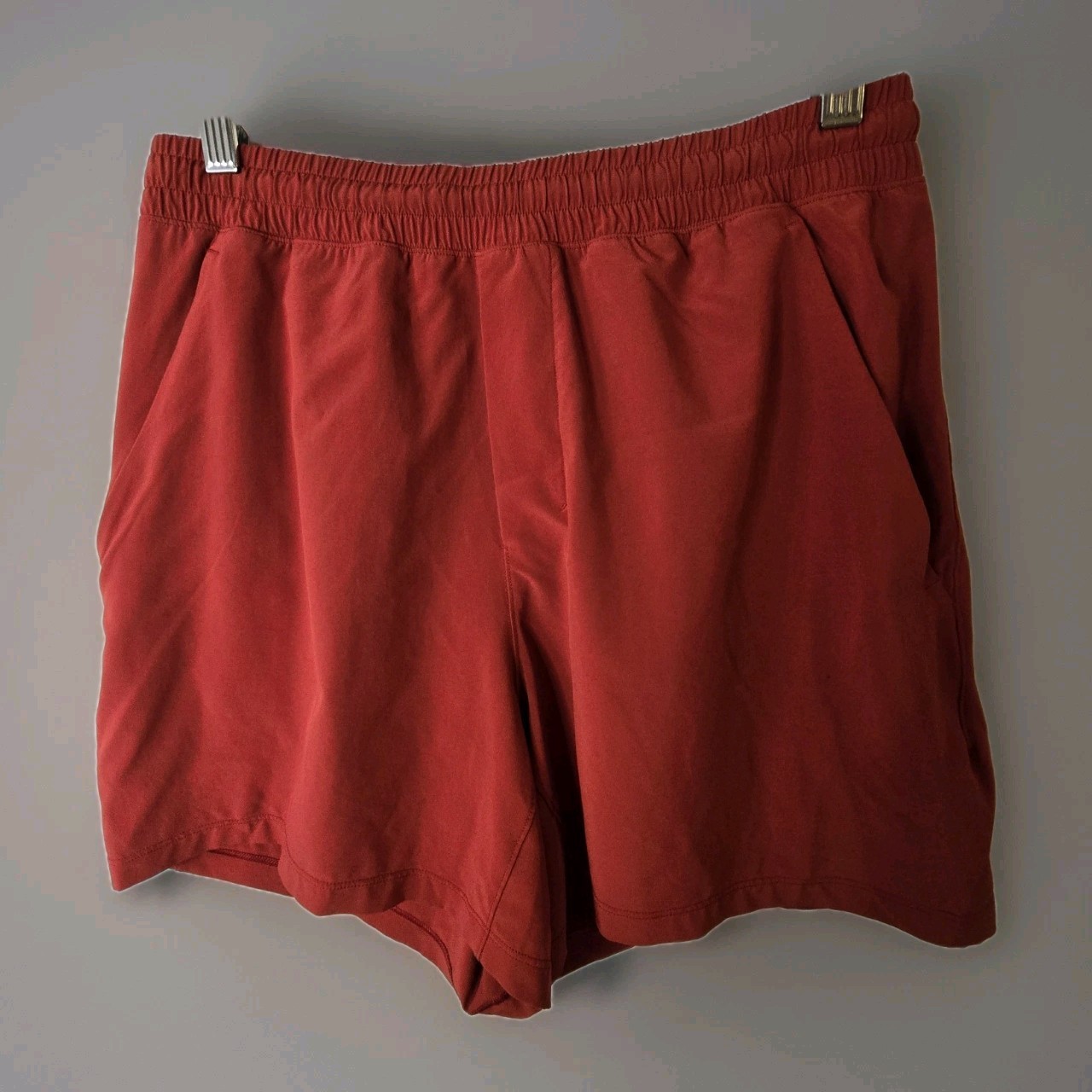 Lululemon Pace Breaker Linerless Shorts Men's Medium Red Drawstring Athletic