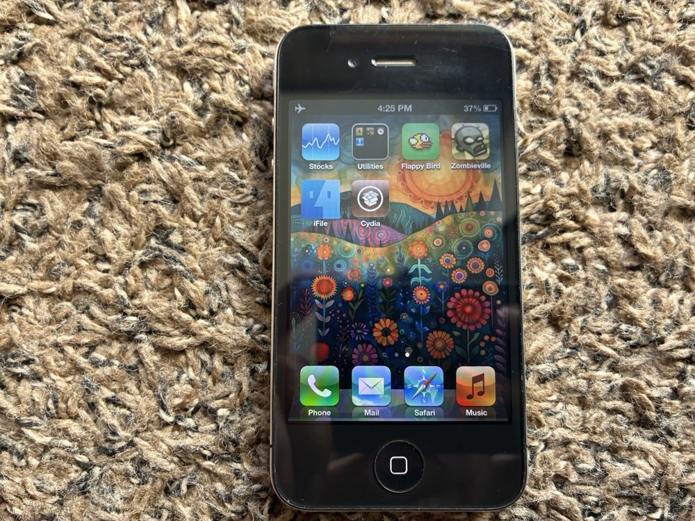 iphone 4 16gb black iOS 6.0.1 Flappy Jailbroken