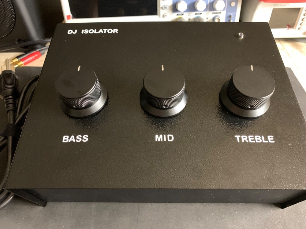 3 BAND STEREO DESKTOP DJ TONE FREQUENCY ISOLATOR