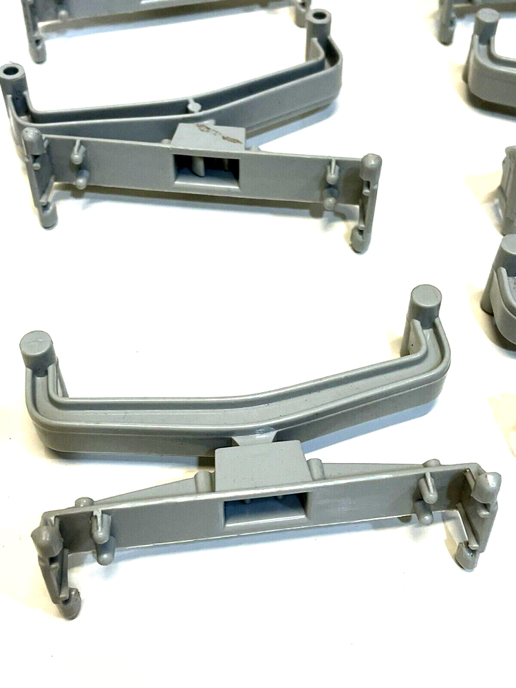AFX 1:64 Scale 8 x Low Track Supports