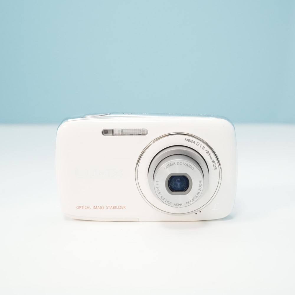 Panasonic LUMIX DMC-S1 12MP Compact Digital Camera Full Set Tested