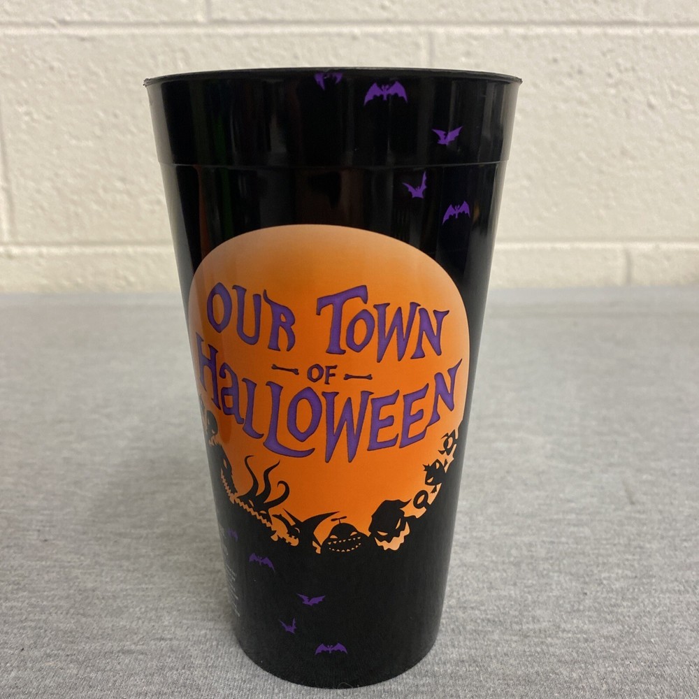 Disney The Nightmare Before Christmas 22oz Plastic Drinking Cup (2pack)