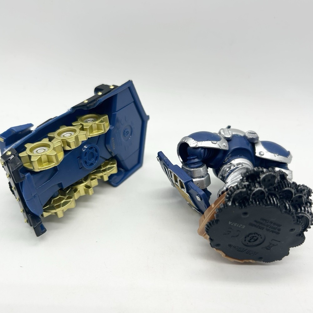 Skylanders Superchargers High Volt Figure & Shield Striker - Tested