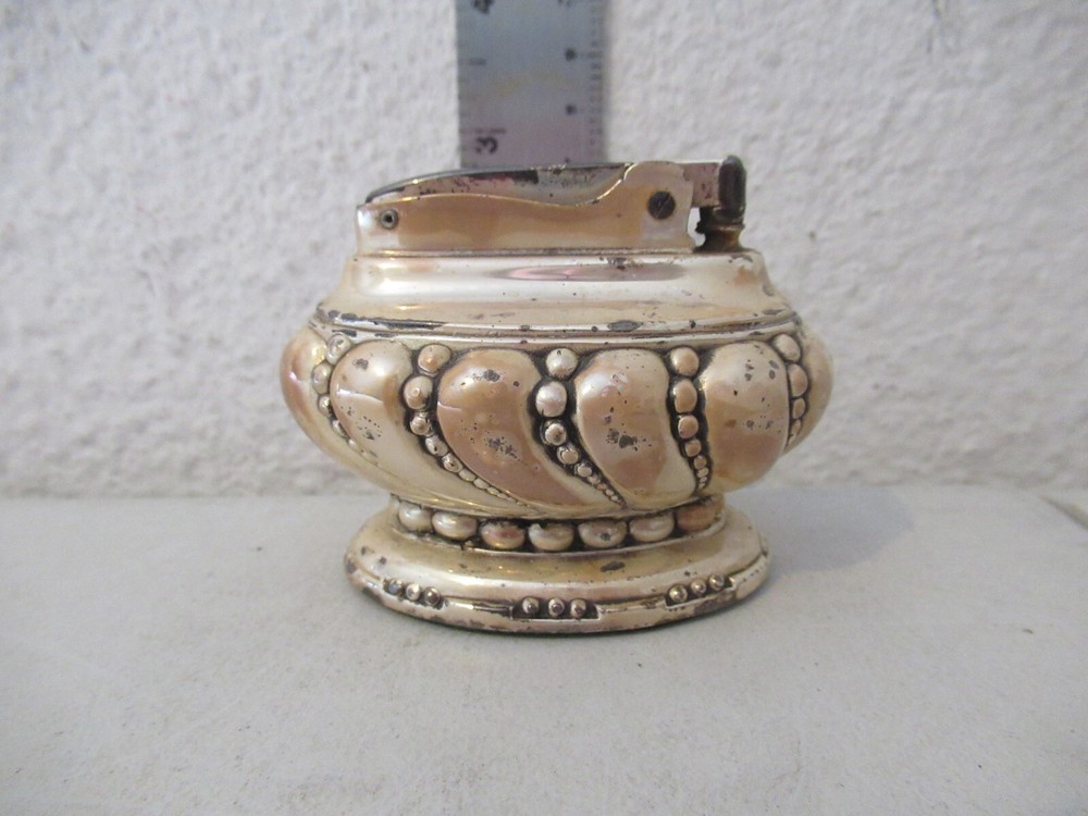 Vintage Ronson Crown table lighter