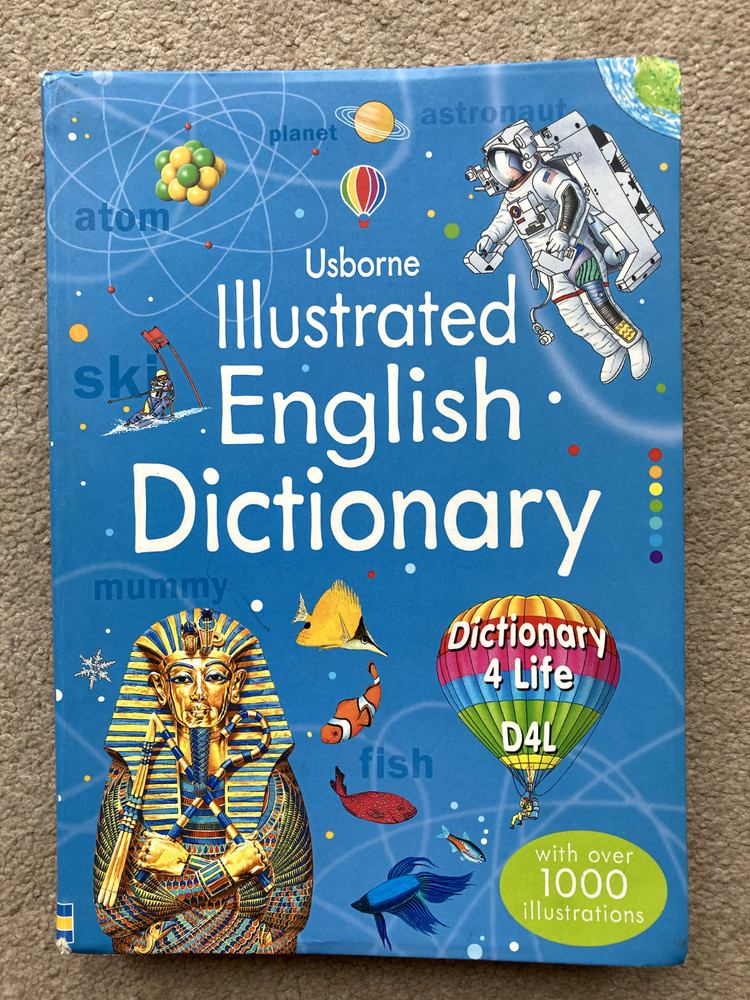 Usborne Illustrated English Dictionary