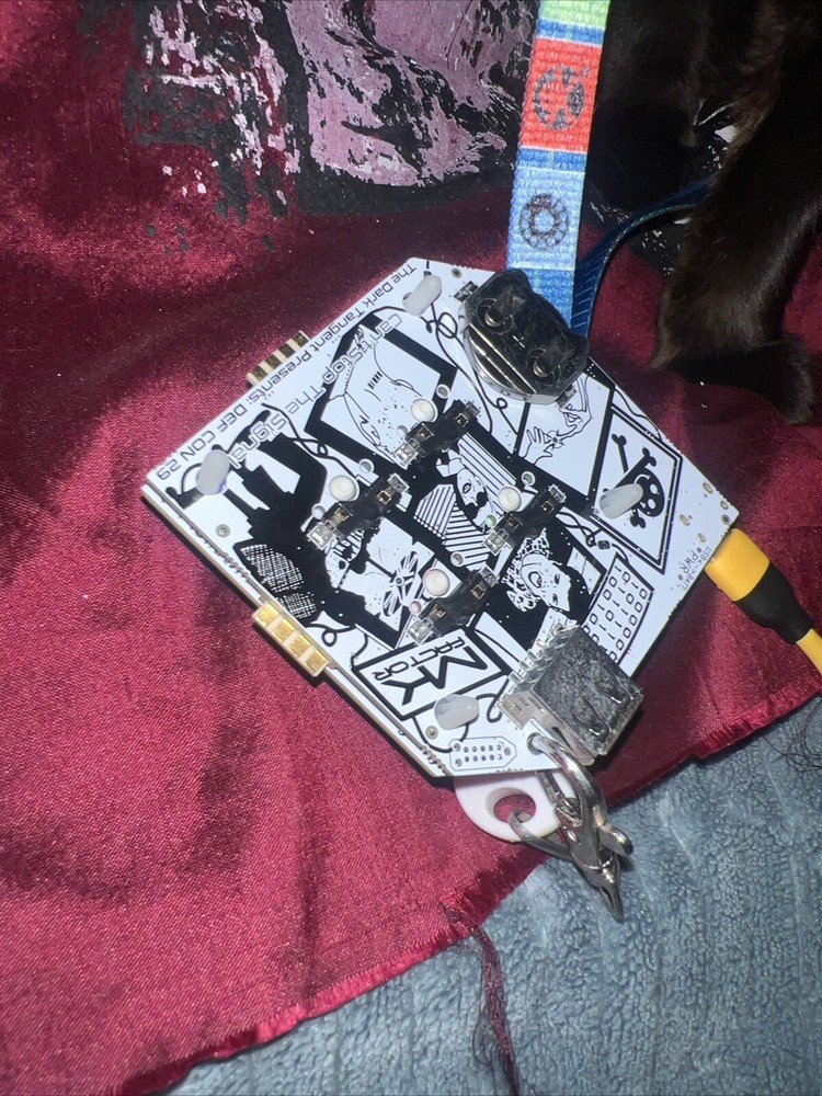 DEFCON BADGE Defcon 29 2021(working W/leds) *missing a easily replacable key or2