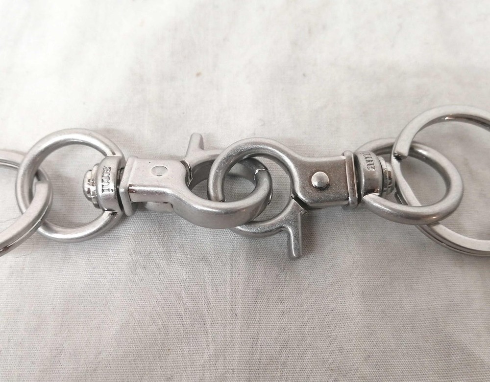 AMI Keychain GRN Japan