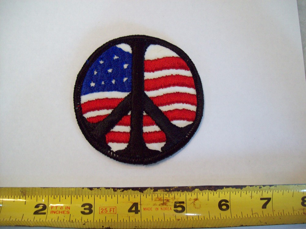 PEACE SIGN WITH AMERICAN FLAG  PATCH....