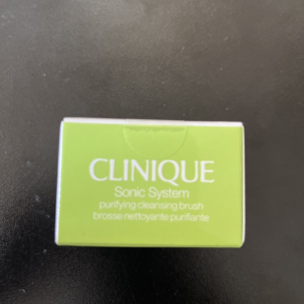 Clinique Sonic System Purifying Cleansing Brush