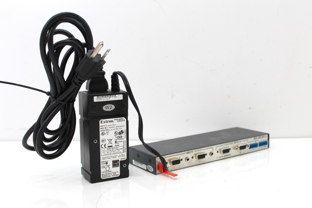 Extron Auto Switch SW2 VGA DA2 A/AF Switcher With Power Supply