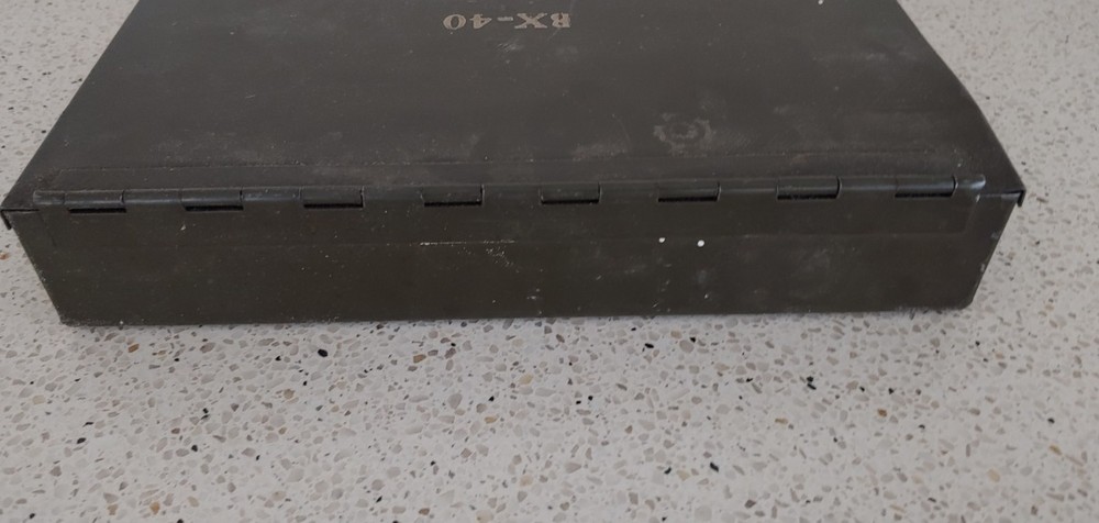 WWII US Army BX-40 Signal Corps Metal Box with clasp Empty