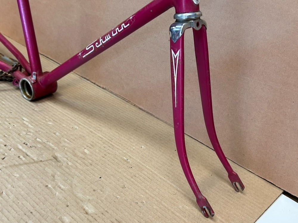 1967 Schwinn Stingray Fastback Violet Frame Repaint