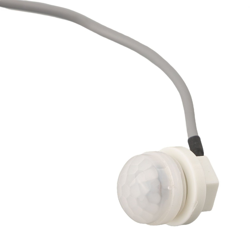 Compact and Lightweight Motion Sensor Switch for Automatic Light Control