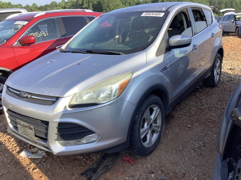 ESCAPE 2016 Glove Box 4708816