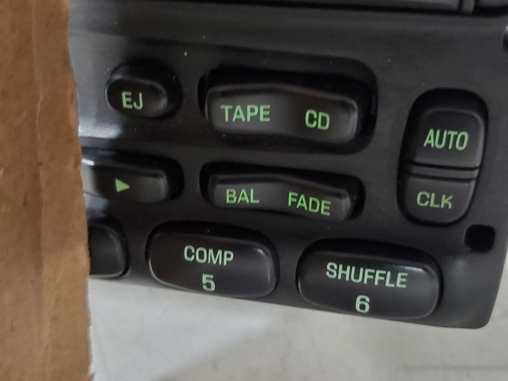 1998-2003 Ford F150 Ranger Explorer Excursion E-Van Radio CD OEM- XL2F-18C868-BB