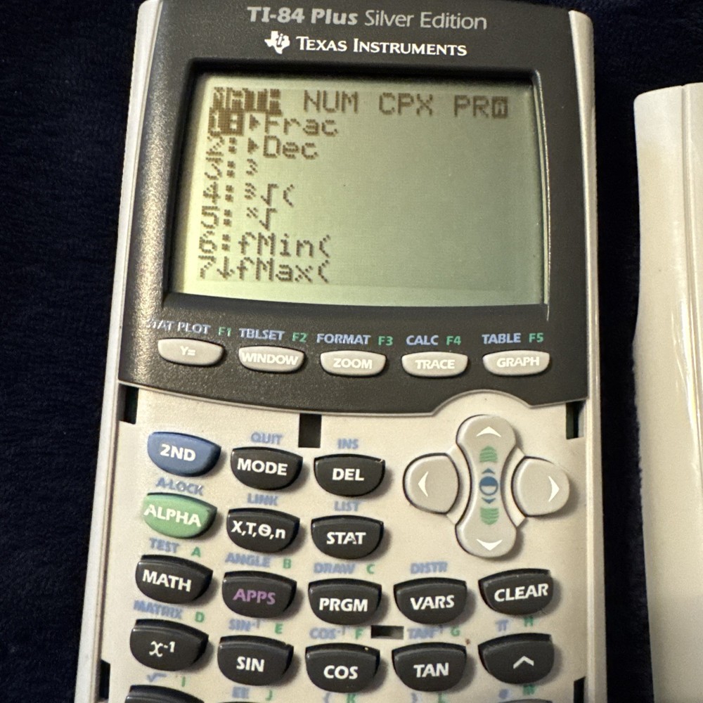 Texas Instruments TI-84 Plus Silver Edition Graphing Calculator Tested & Works