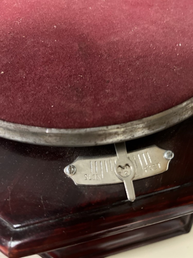Brass Horn Made in India Working Phonograph.