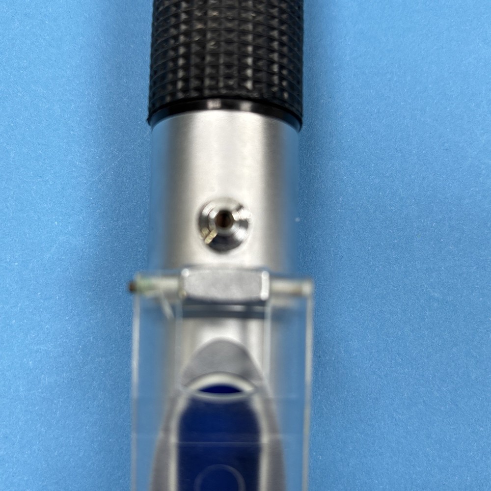 Sugar/Brix Refractometer 0-32% Model 300001