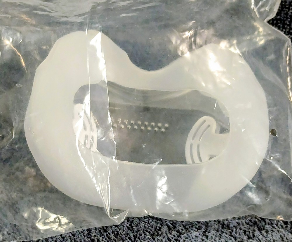 Philips Respironics Full Face Cushion Replacement * Medium